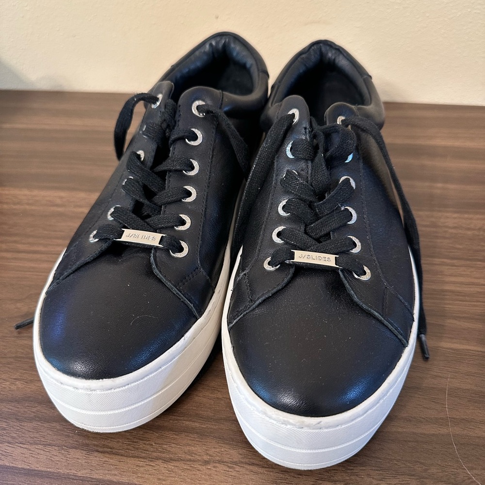 JSlides women’s black leather sneakers VGC